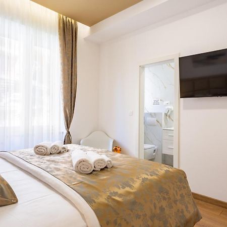 Luxury Rooms Fetivi Split Bagian luar foto