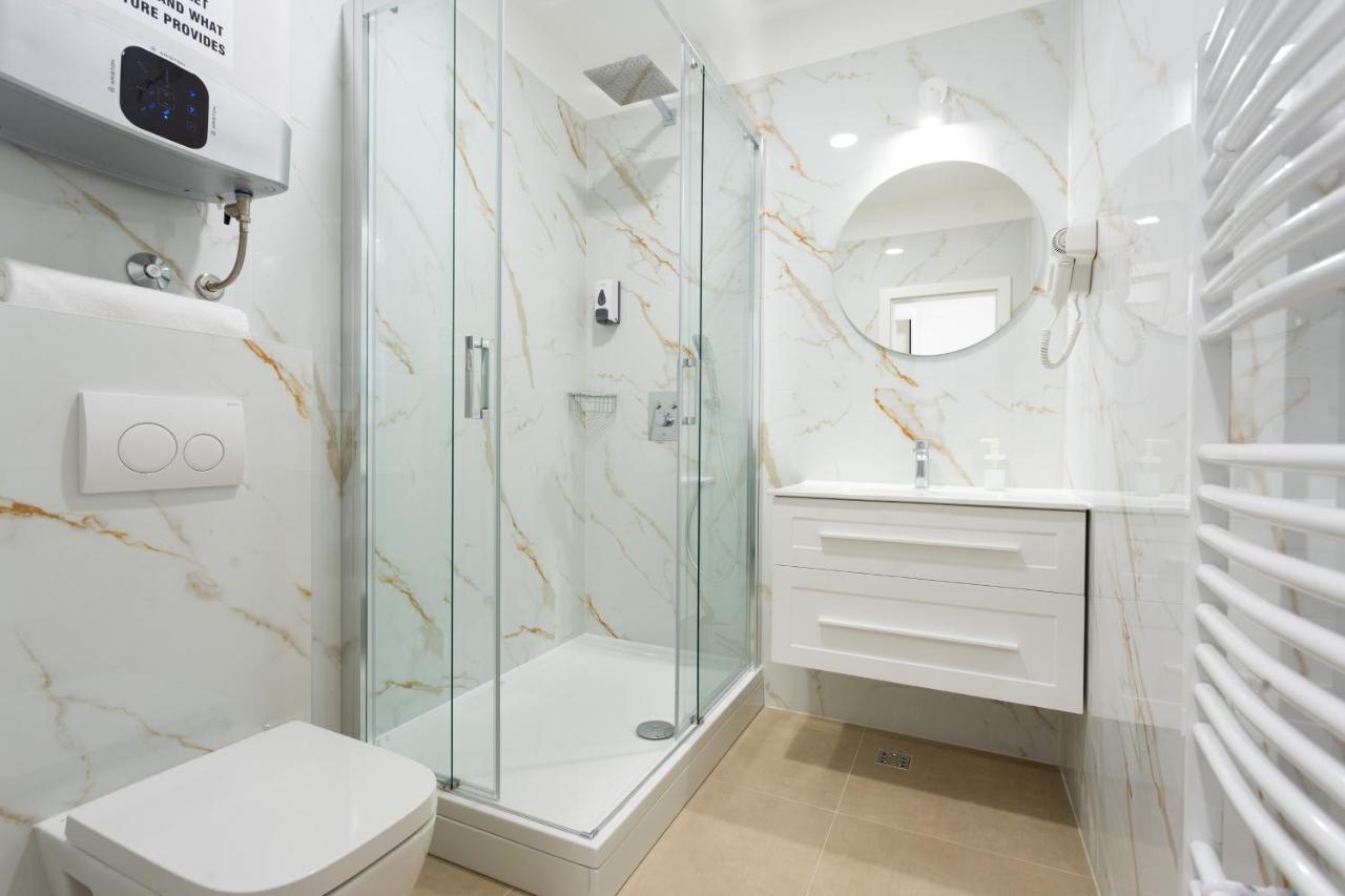 Luxury Rooms Fetivi Split Bagian luar foto