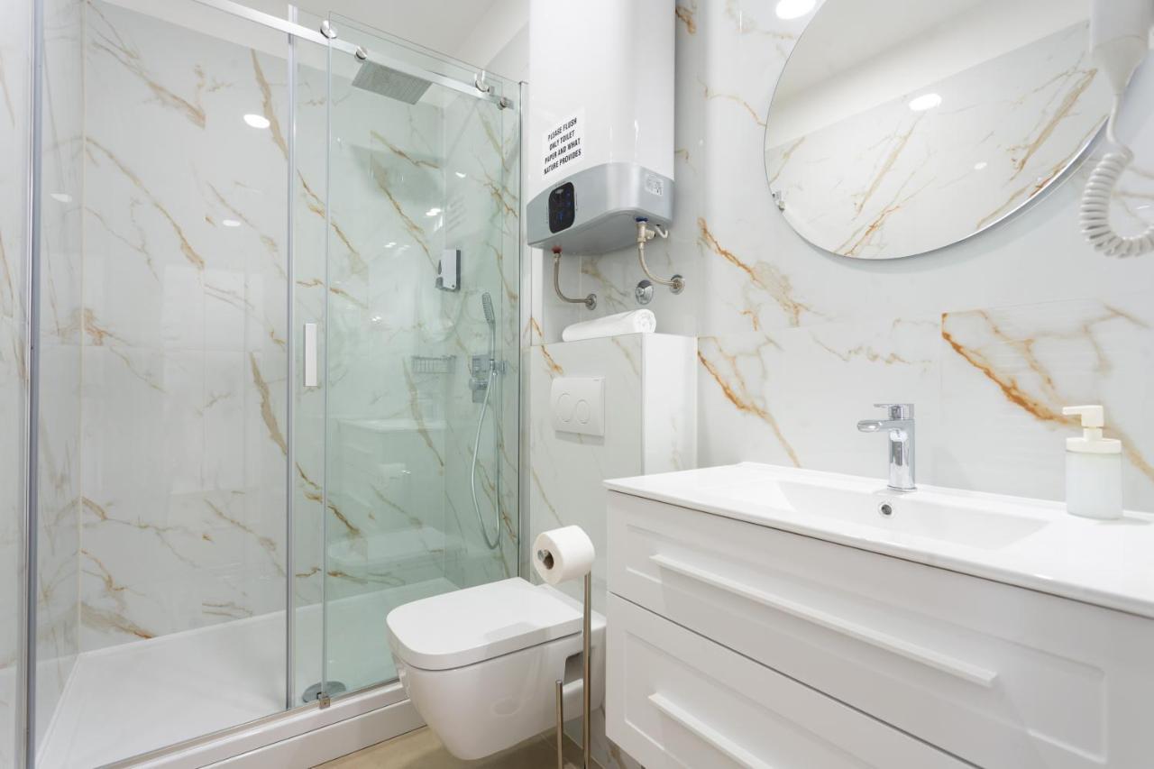 Luxury Rooms Fetivi Split Bagian luar foto